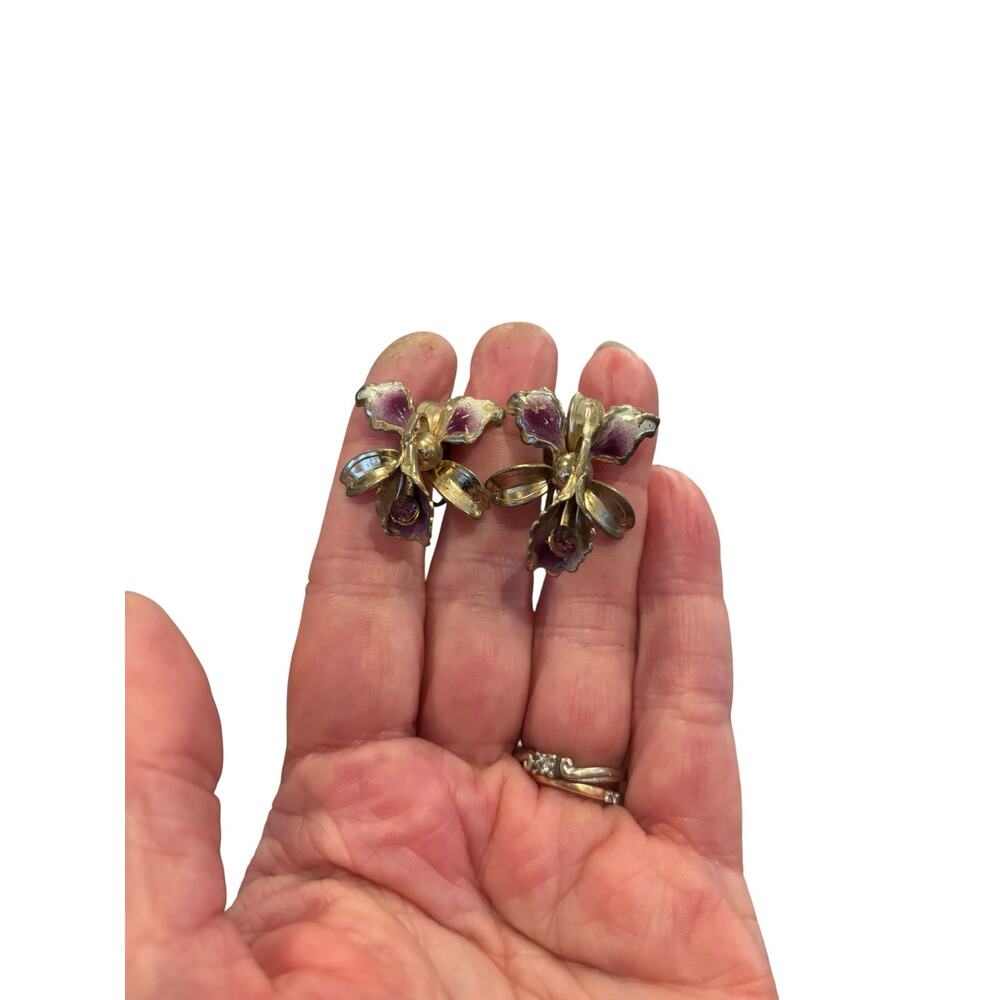 Vintage 1950s Enamel Flower Screwback Earrings Purple Rhinestone Mid Century